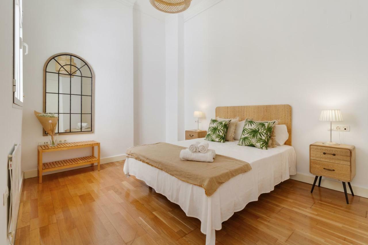 Del Parque Flats Letran Apartment Malaga Exterior photo
